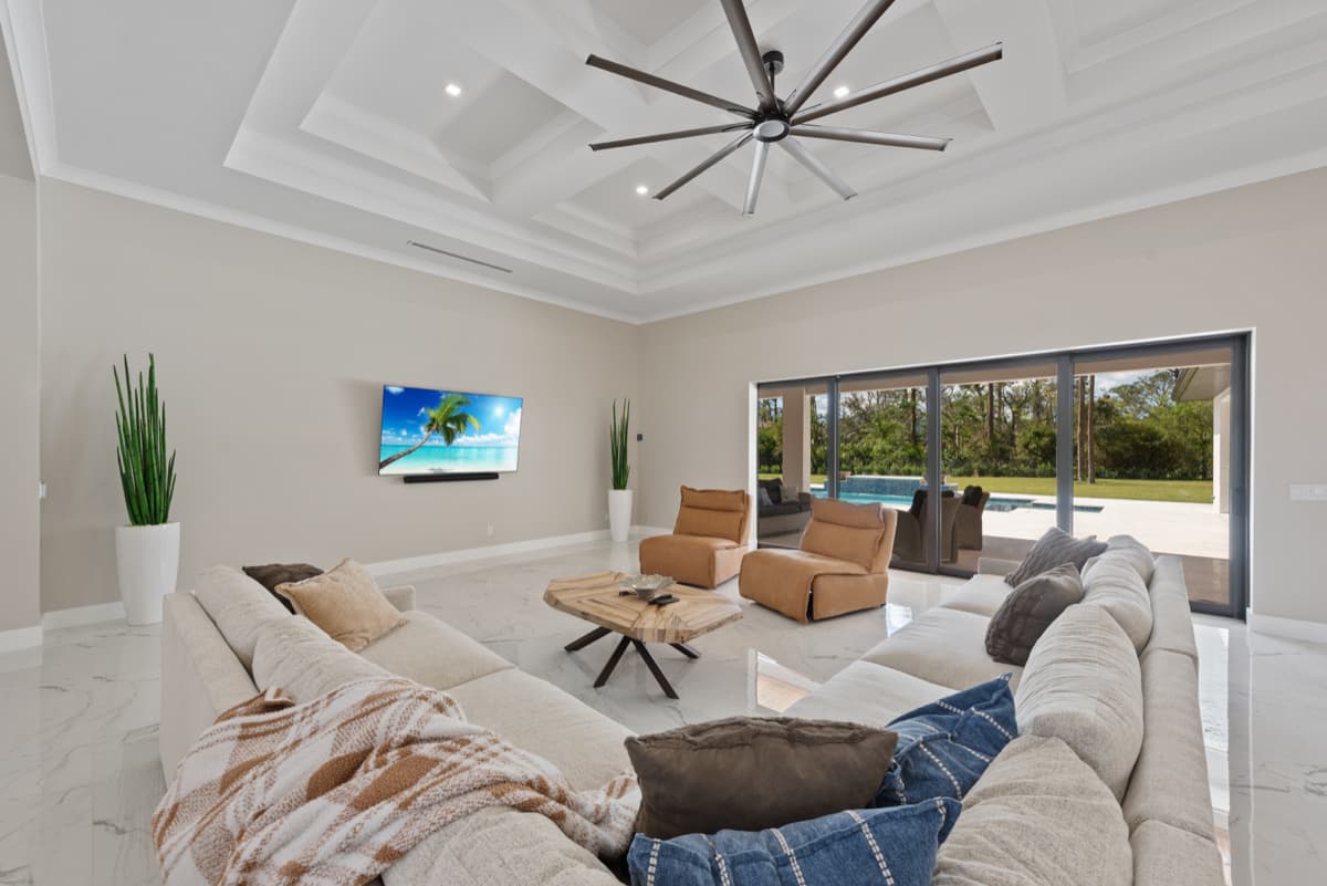 Living area detail