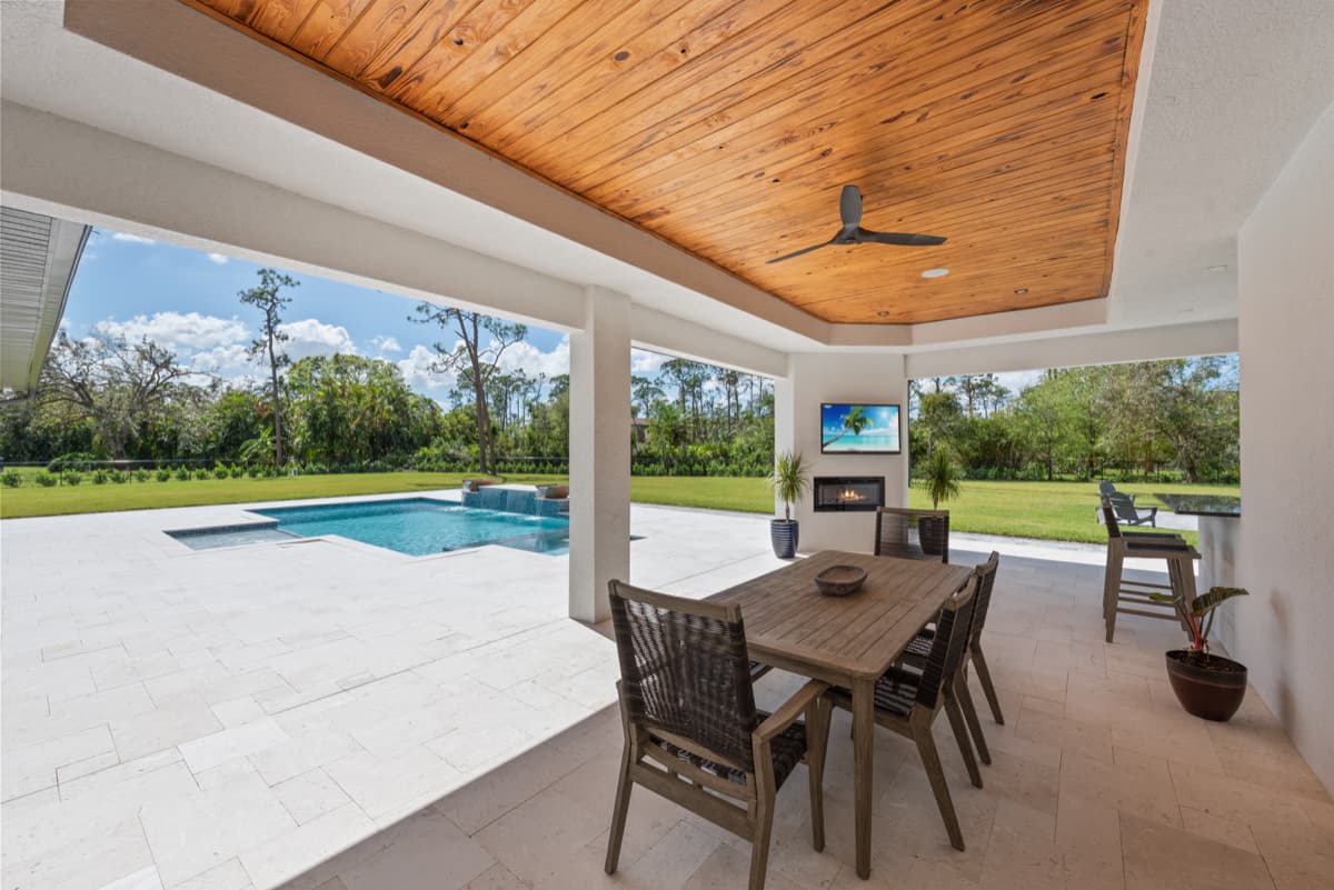Outdoor living space